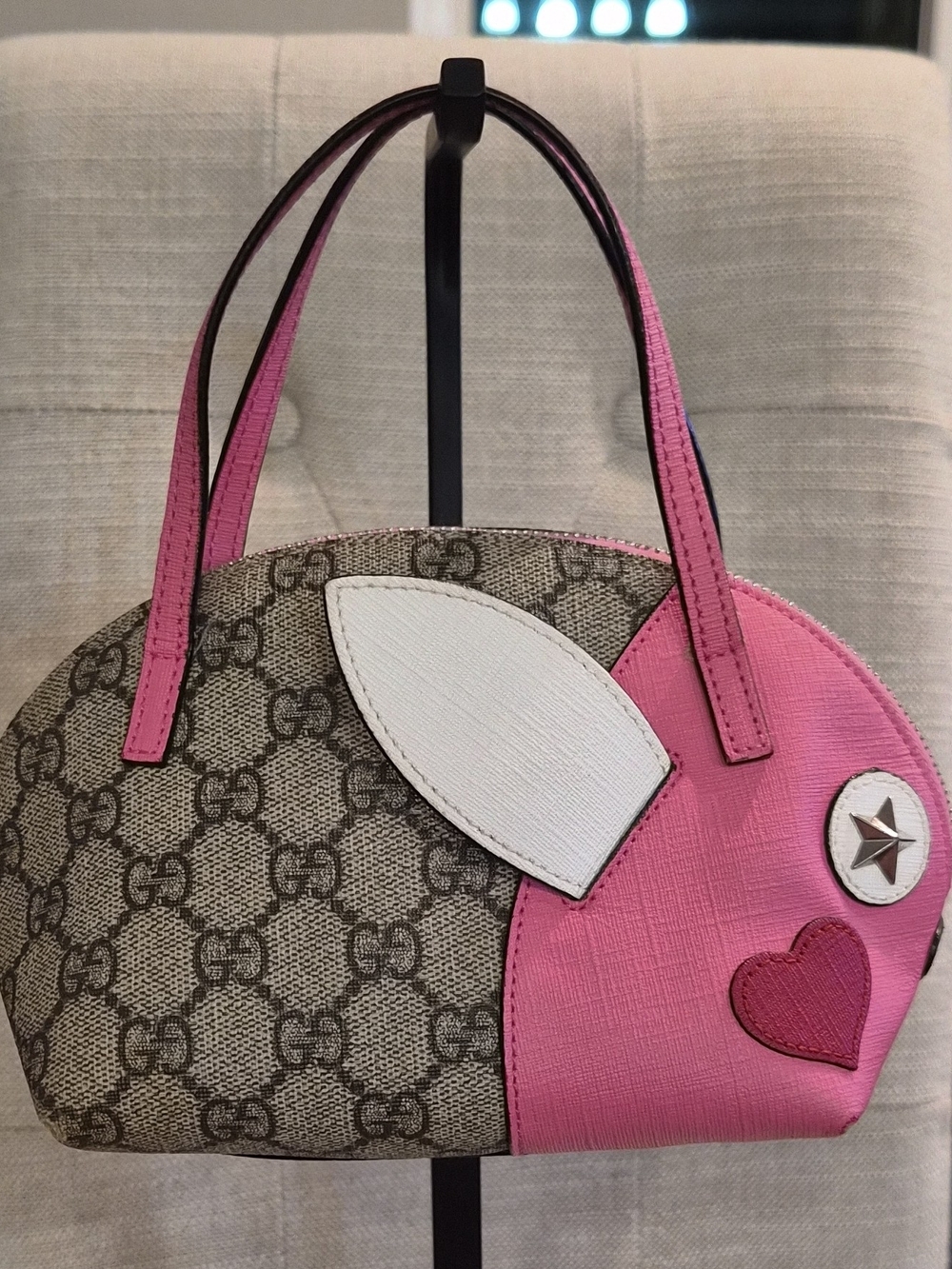 Gucci Kids GG Supreme Zoo Line Pink Leather Rabbit Face Pyramid Top Handle Bag - Picture 2 of 16